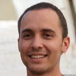 Stanislav Drako - webový vývojář, portrétová fotografie pořízená 19.11.2014. Zdroj: https://stanislav-drako.cz